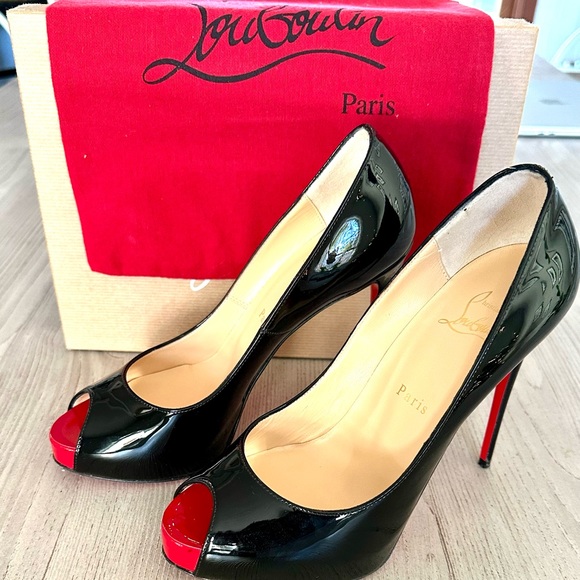 Christian Louboutin Very Prive 120mm Patent, Open Toe Pumps. - Picture 4 of 7